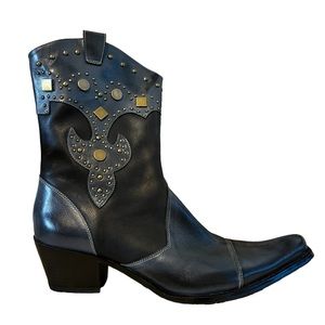 J RENEE '' DESTIN ''
Western/cowboy boot
